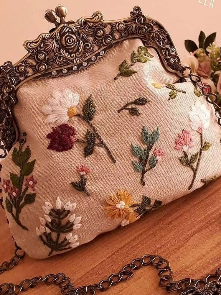 Lost in Vintage Floral Clasp P - Women'S Accessories Purse recensie en prijs